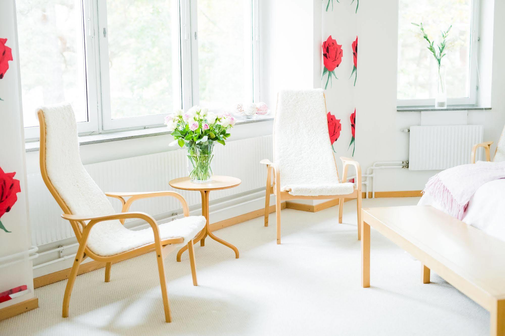 Nynaesgarden Hotell & Konferens Nynäshamn Buitenkant foto