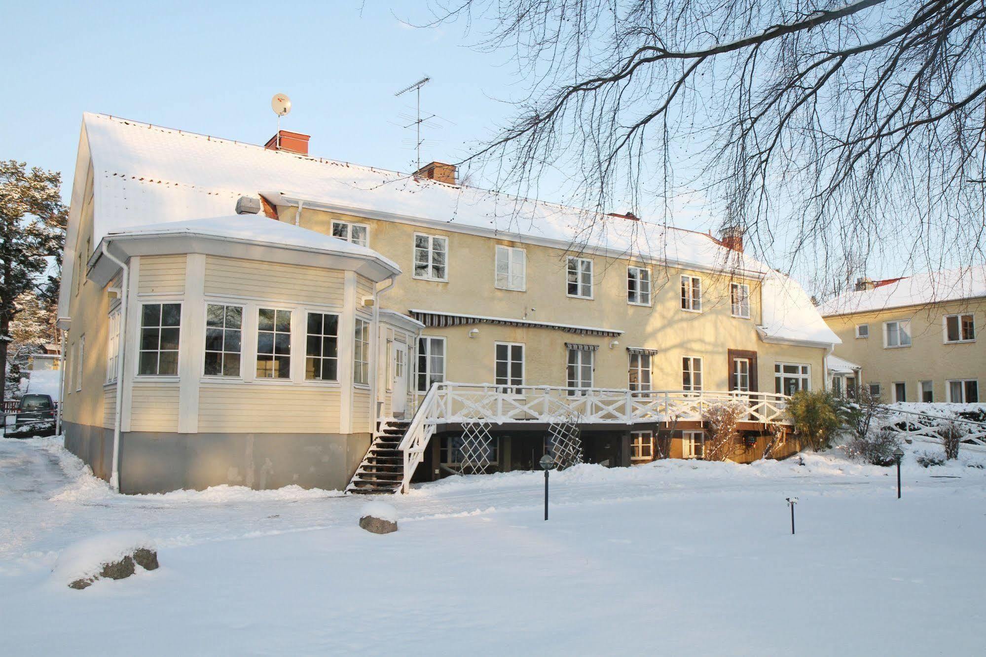 Nynaesgarden Hotell & Konferens Nynäshamn Buitenkant foto